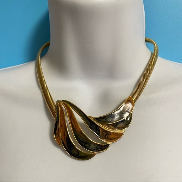 Enamled Gold Tone Chunky Statement Necklace - Picture 6 of 9